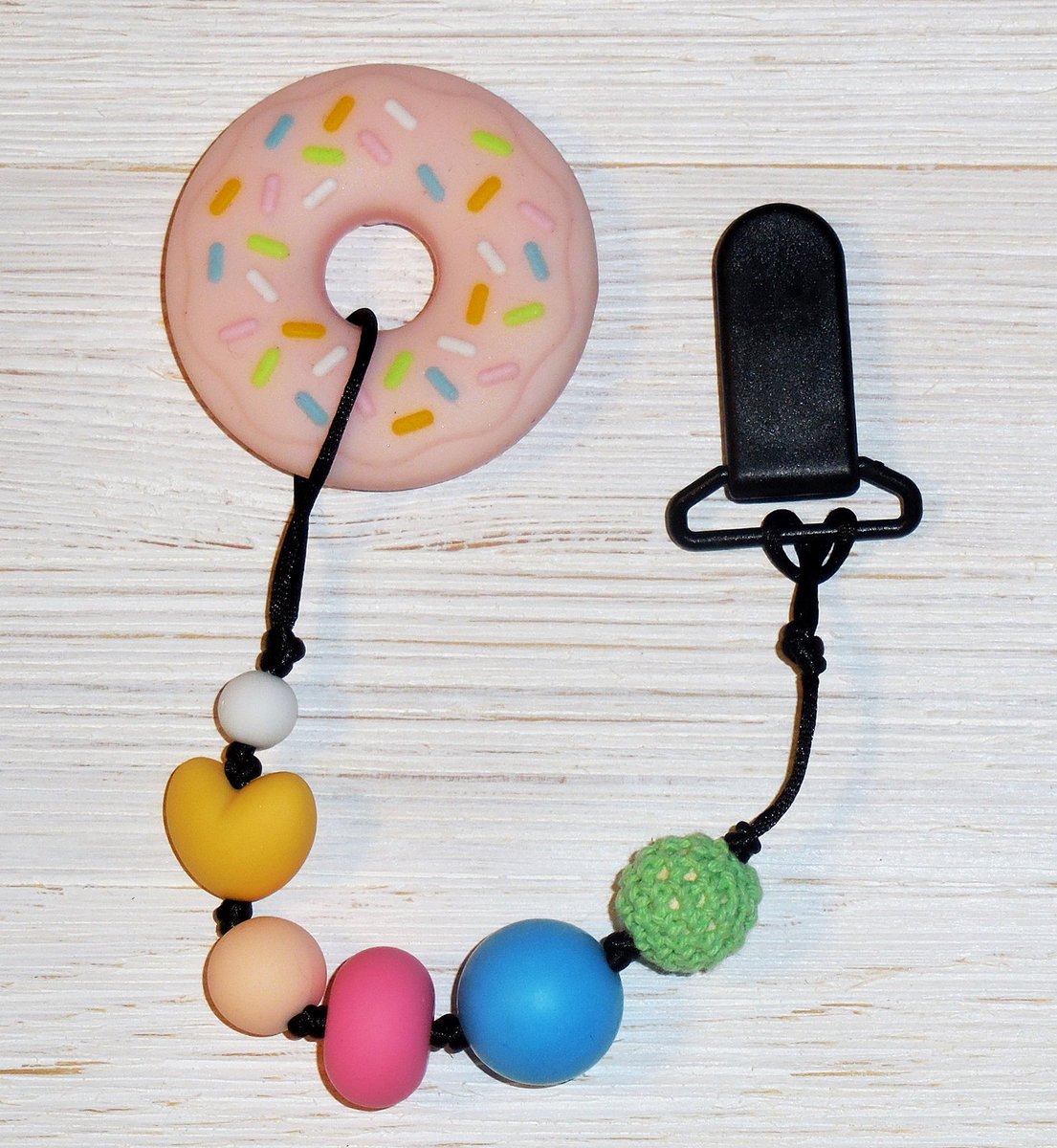 geniesboutique's tweet image. Pink of Perfection Donut Teether - $12
#zbesties #babyteether #siliconeteether #cuteteether #teethingblues #babygift
ow.ly/8BGT307CBAa
