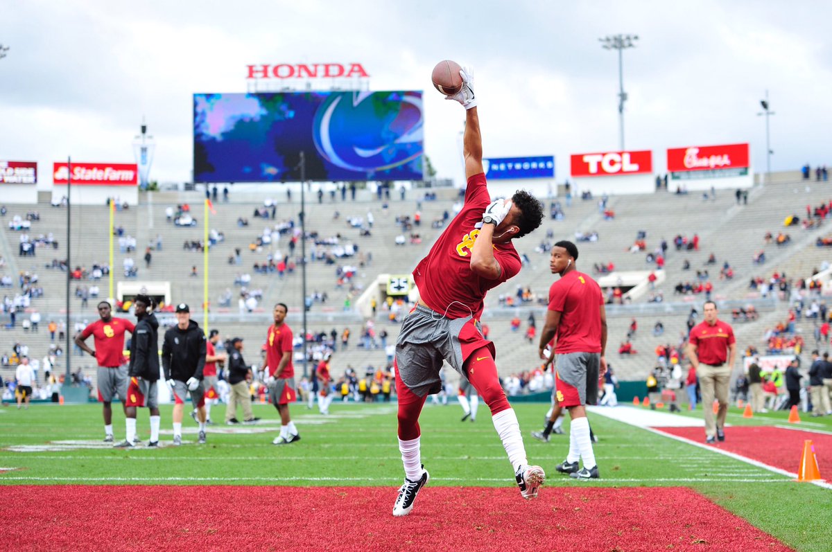Remember teaching him this after a practice.It was right after I taught <a href="/Brandonkainalu/">brandon arconado</a> how to flip and catch 2 footballs at the same time😉