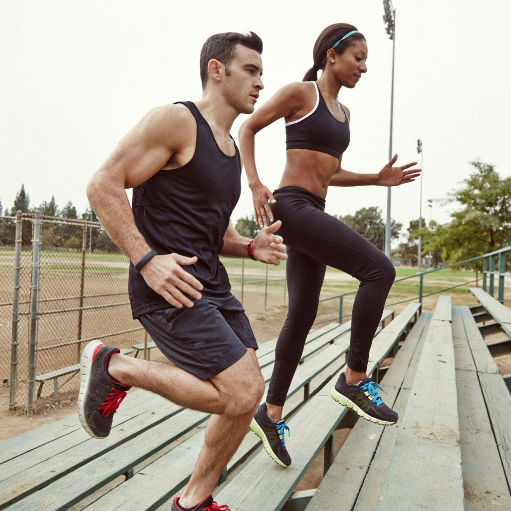 Shape_Magazine's tweet photo. 8 Reasons Why a Fitness Buddy Is the Best Thing Ever https://t.co/zzzOZ9LIv3 https://t.co/Uucl6aPy74