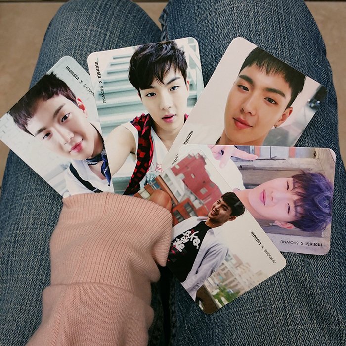 moonlitsky514's tweet photo. Just some of my favorite Shownu photocards~ 🐻@OfficialMonstaX #MONSTAX #SHOWNU #몬스타엑스 #셔누 #몬스타엑스600일 #600DayswithMONSTAX #MX600DAYS https://t.co/JI8XdeOZIG