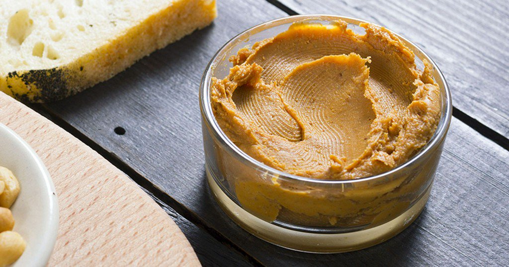 FitnessMagazine's tweet image. This Tasty Carrot Peanut Butter Recipe Will Surprise Your Taste Buds In the Best Way… bit.ly/2iClVPl