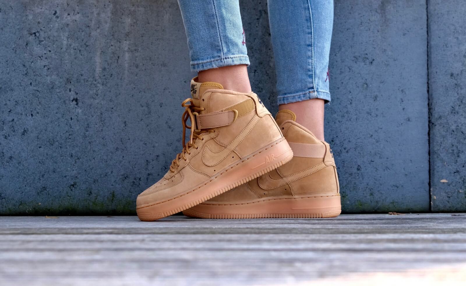 KICKS CREW on X: Nike Air Force 1 High LV8 GS (807617-200) Flax