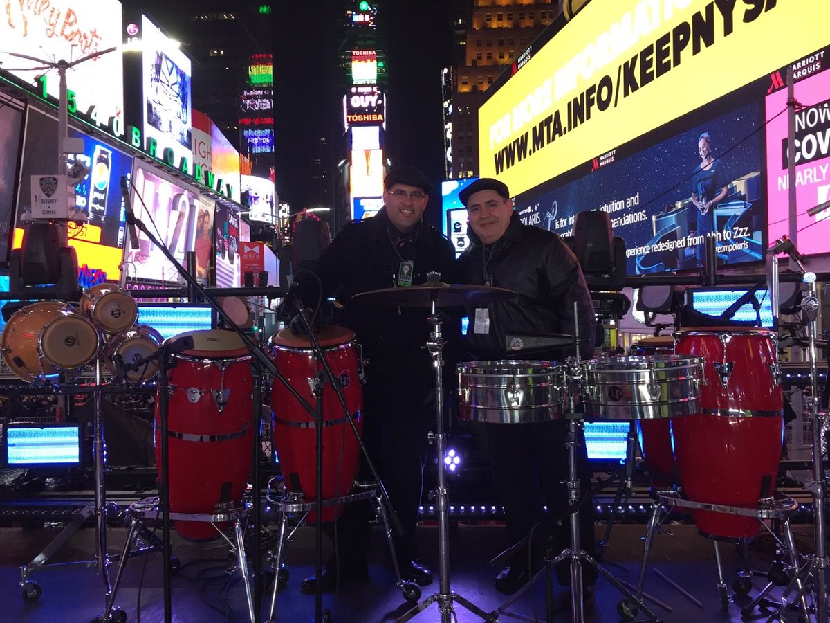 teresatlat's tweet photo. #LPtimbales,#LPbatadrums, #LPpatatocongas on stage at NYE 2017 in #timessquare!  LP Artists Edwin Bonilla and Javier Diaz. #HAPPYNEWYEAR https://t.co/MJuyjF8n1A
