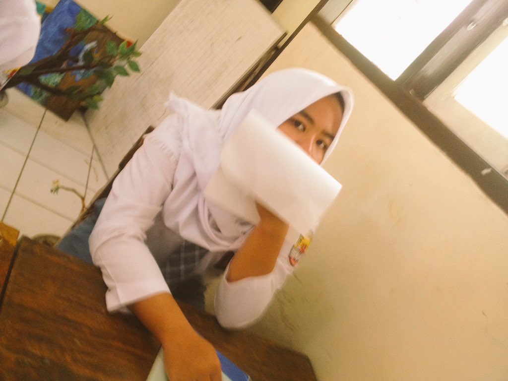 mr_crabbbbbbb's tweet photo. ini dia @indahpermata712 anak pertama yang gua bulli di smt 2 ini https://t.co/gafge9JonW