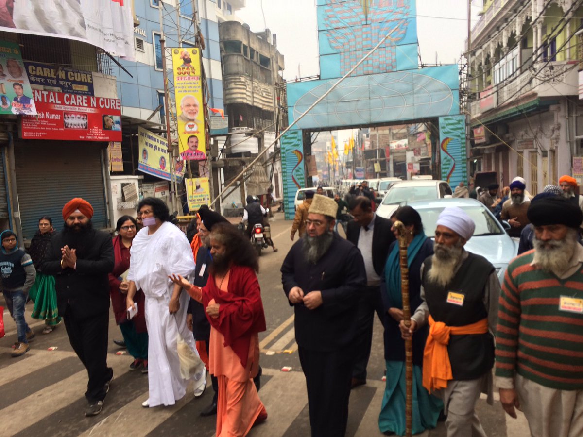 UNICEFIndia's tweet image. Faith leaders from the Global Inter Faith @wash_alliance arrive at #PrakashParv with messages on #ToiletsforProgress