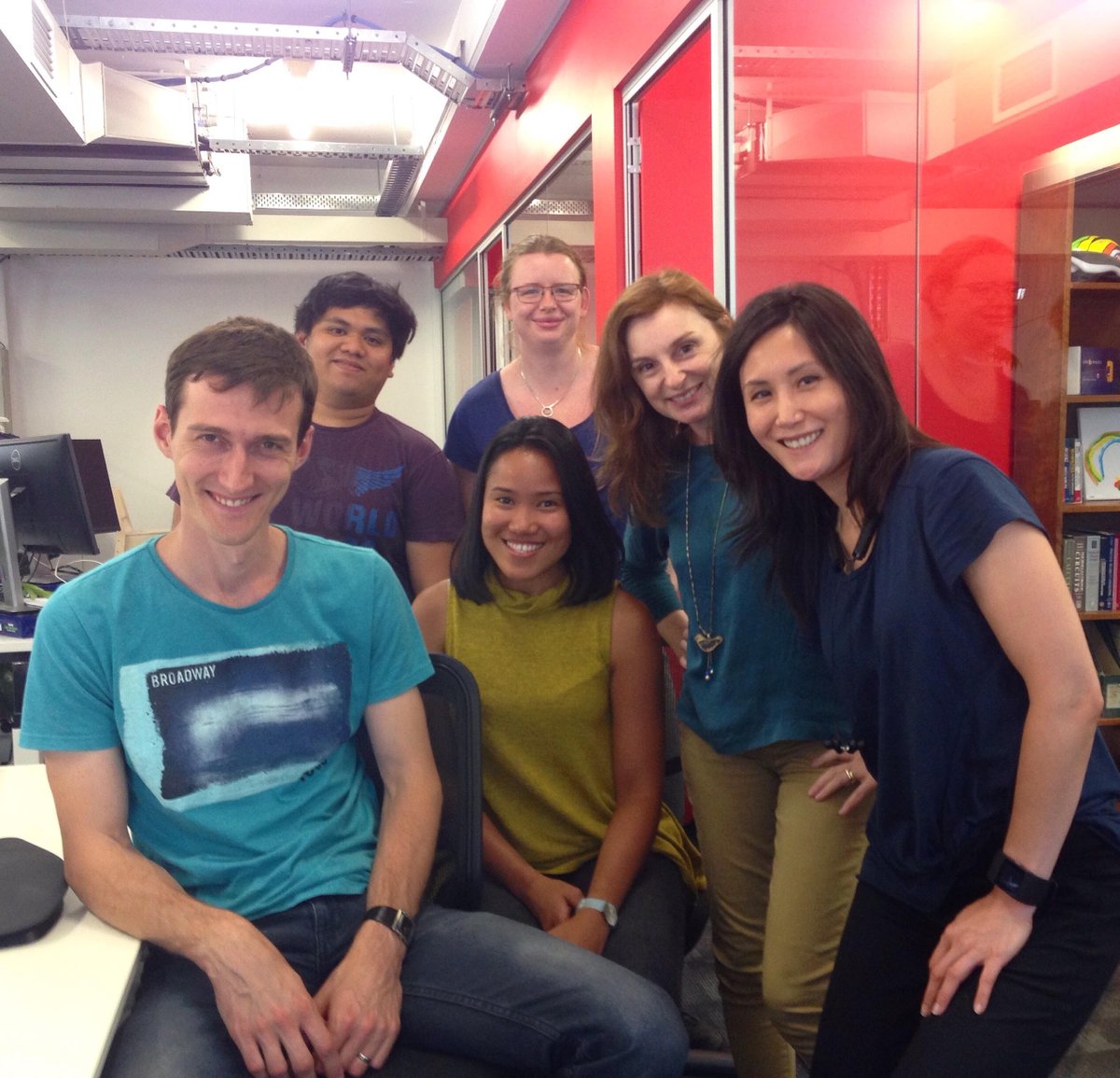 SolarAnalytics's tweet image. Happy 2017! We&apos;re back in the office working on making the best possible solar and energy monitoring system for you. 🌞♻️🌏 #solaranalytics