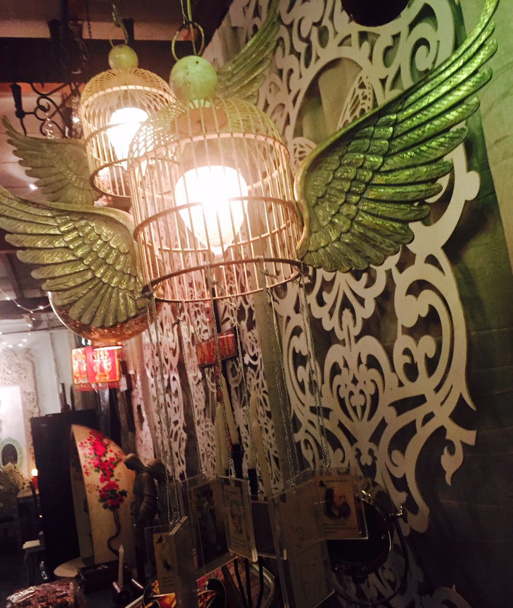 bioscopewalli's tweet photo. Cast iron angel Winged cage hanging lamps with vintage glass shades .@bioscopewalli.in/store. #angel #lamps. https://t.co/r8TxVvlWv7
