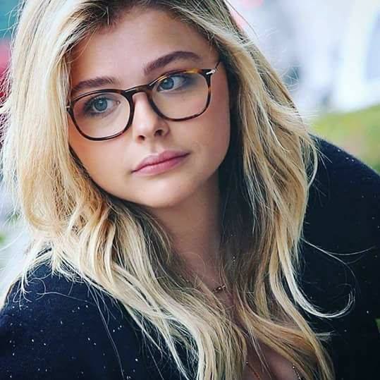 LascunaMariel's tweet photo. i love you chloe moretz😊😍😍
#chloenators https://t.co/yncpa3CIsR