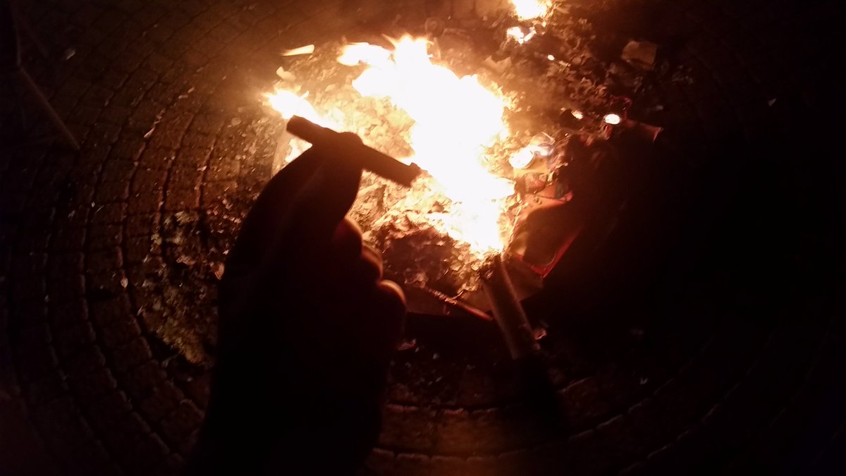AtheAutomator's tweet image. Bonfires and blunts my new mixtape