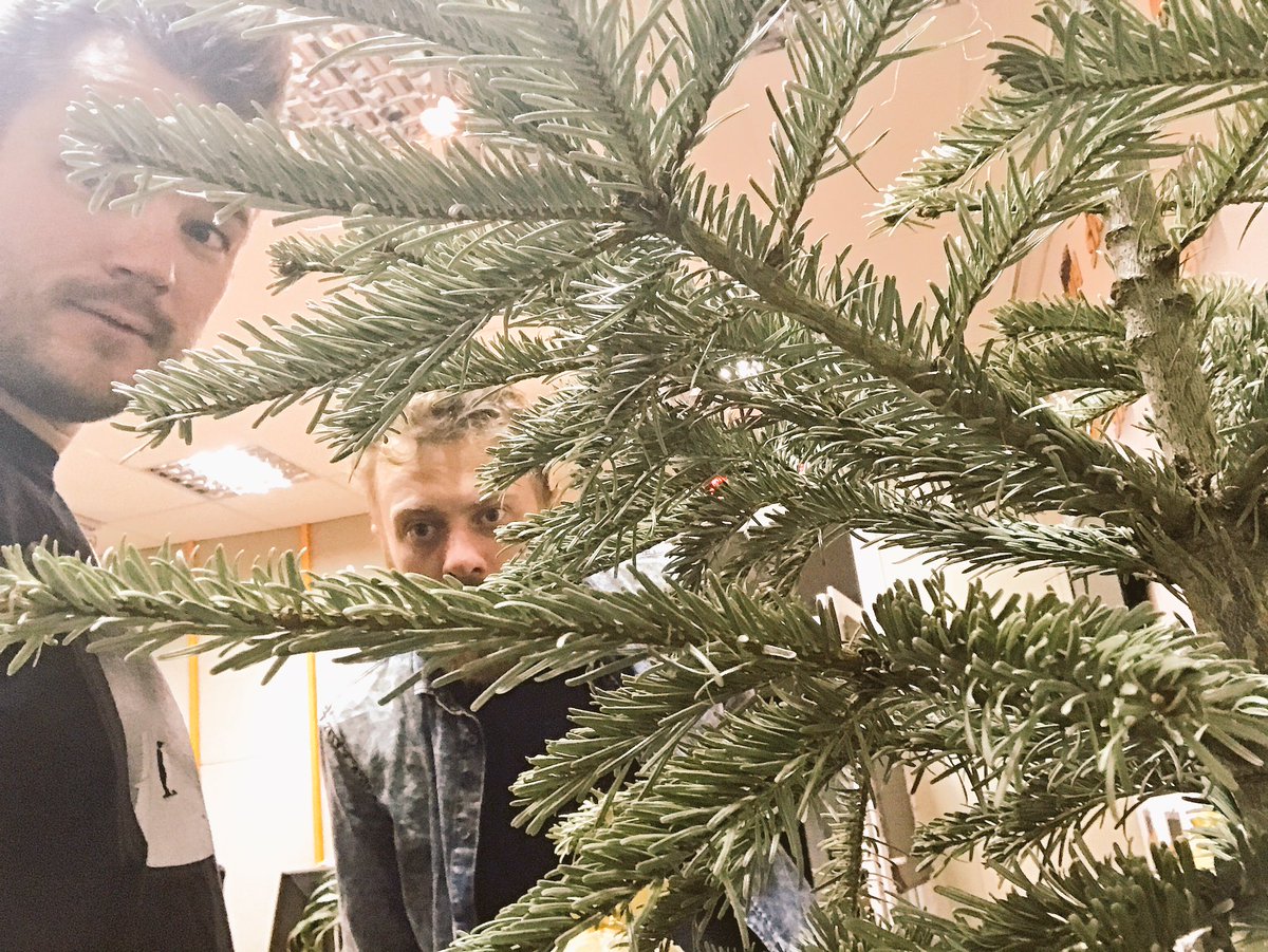 Labrīt! Tik Tik Tik 7:00-11:00 kopā ar <a href="/valdissils/">Valdis Sils</a> un <a href="/KBreidaks/">Kaspars Breidaks</a> 🏊🚣‍♀️🏃🏃‍♀️☕️