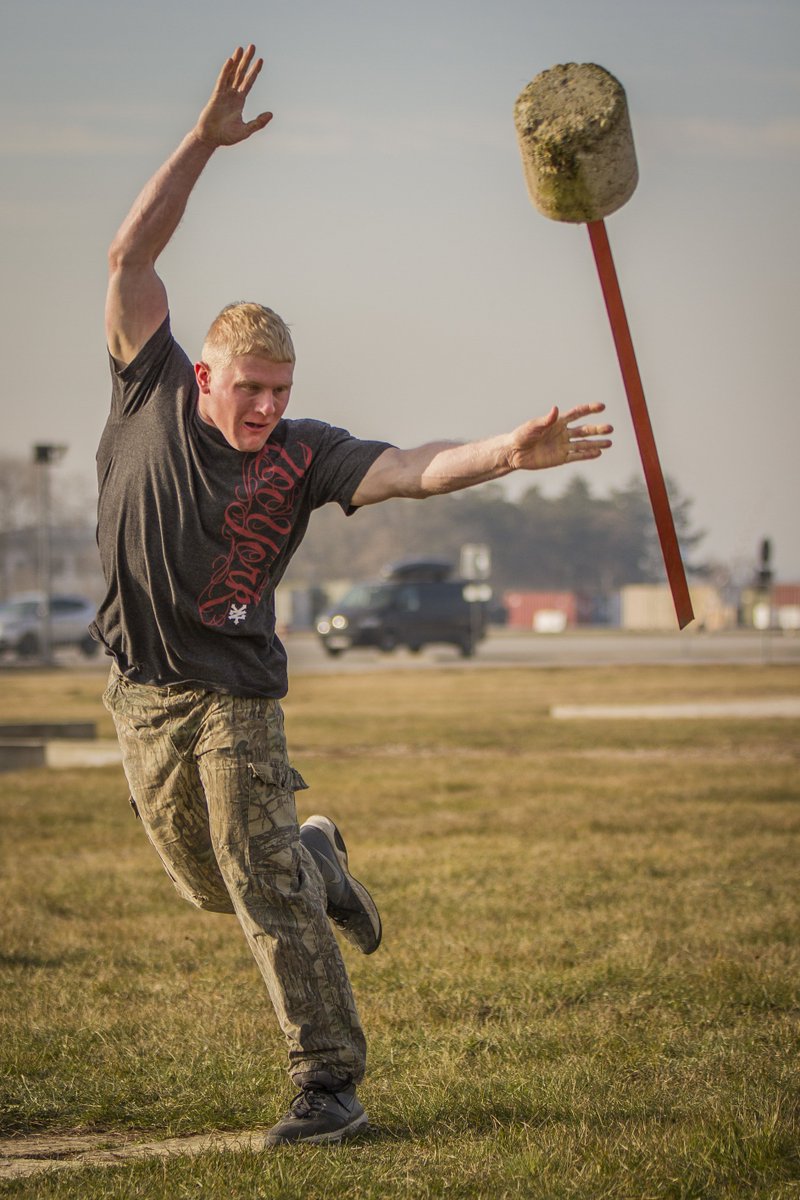 USArmyEURAF's tweet image. #CaptionThis 
{Original 📸 dvidshub.net/news/218408/na…} @NATO @NATO - KFOR #MNBGEast #VikingChallenge 💪#StrongEurope