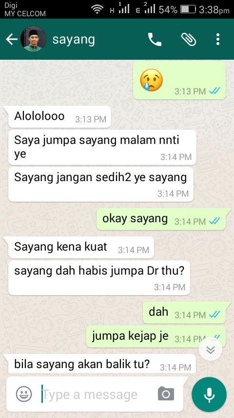 norainmustafa's tweet photo. level of clingy 99% #pregnancystuff #dontevenunderstandmyself #noteven24hours 😞 https://t.co/Xdrx3OBoOS