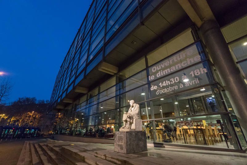 #Montpellier Exposition "Gaston Baissette, médecin écrivain" à découvrir à la médiathèque Emile-Zola jusqu'au 26 février @saurel2014