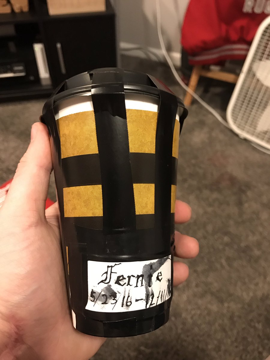 TheFern1966's tweet photo. It's sad to say but Fernie has passed on to Valhalla. RIP fern. His ashes will be presented to his first owner. https://t.co/ismsJSKOvW