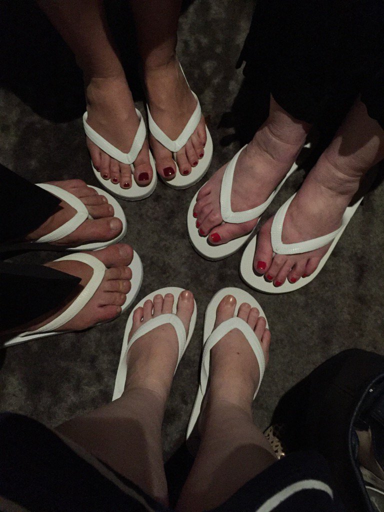 USyd_Forensic's tweet photo. Entry 2 in #SARMAC2017 thong photo contest. Name that foot! @eloftus1 @patersonhelen @LaurenMonds_AU + Richard Kemp https://t.co/qSTnT456BW