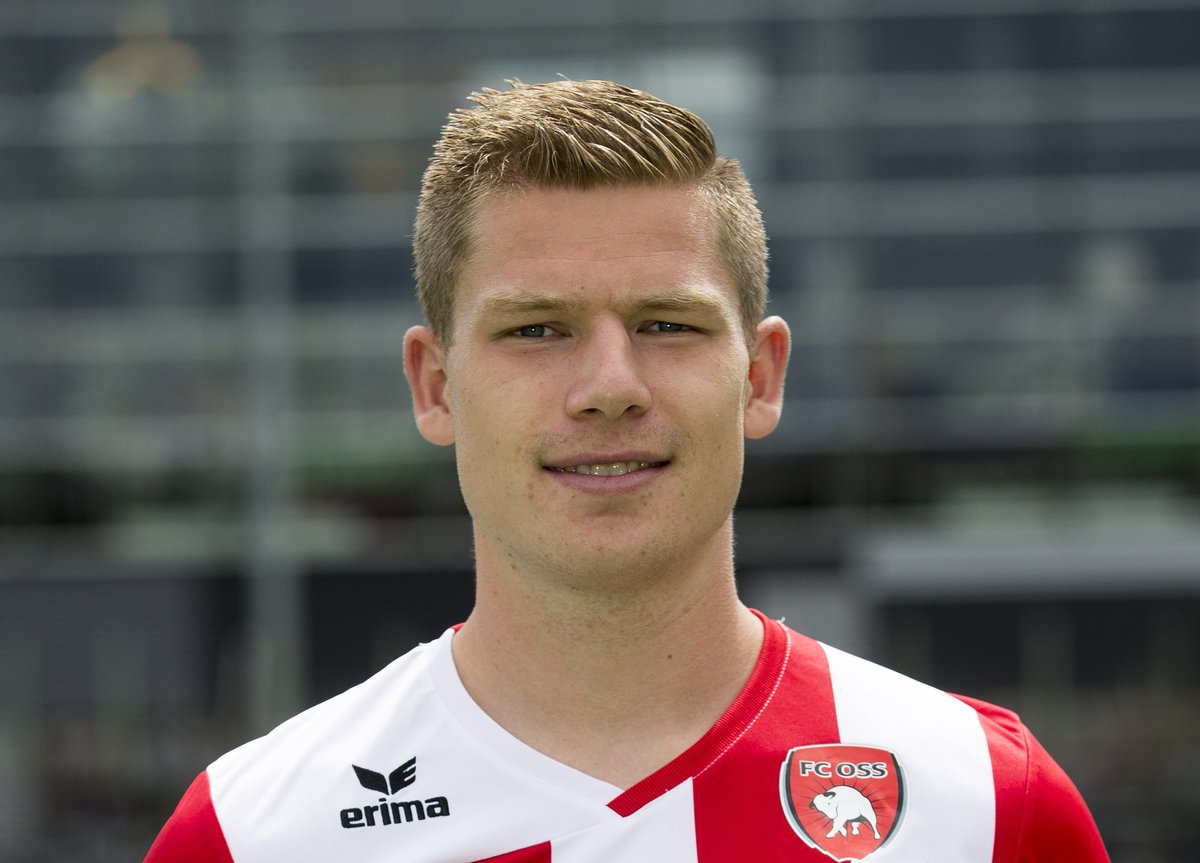 DtvTOPOss's tweet photo. Supporters van FC Oss mogen de beste rechtsback van 25 jaar in Oss kiezen https://t.co/BHr1kD1jLF https://t.co/r1yWjis6SG