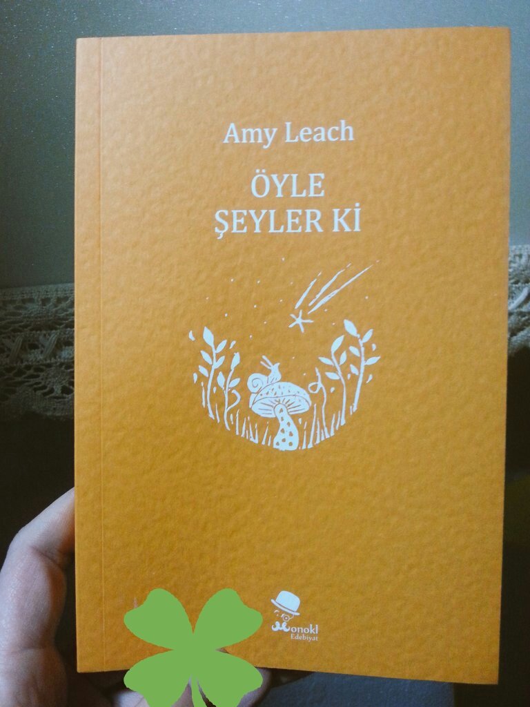 SevimGozay's tweet photo. İnsanı yaramaz bir keçi yavrusuna döndüren olaganüstü bir kitap 💫 📚 🐾 @MonoklEdebiyat #AmyLeach #kitap #yeniçıkanlar https://t.co/z4WKpS6pNV