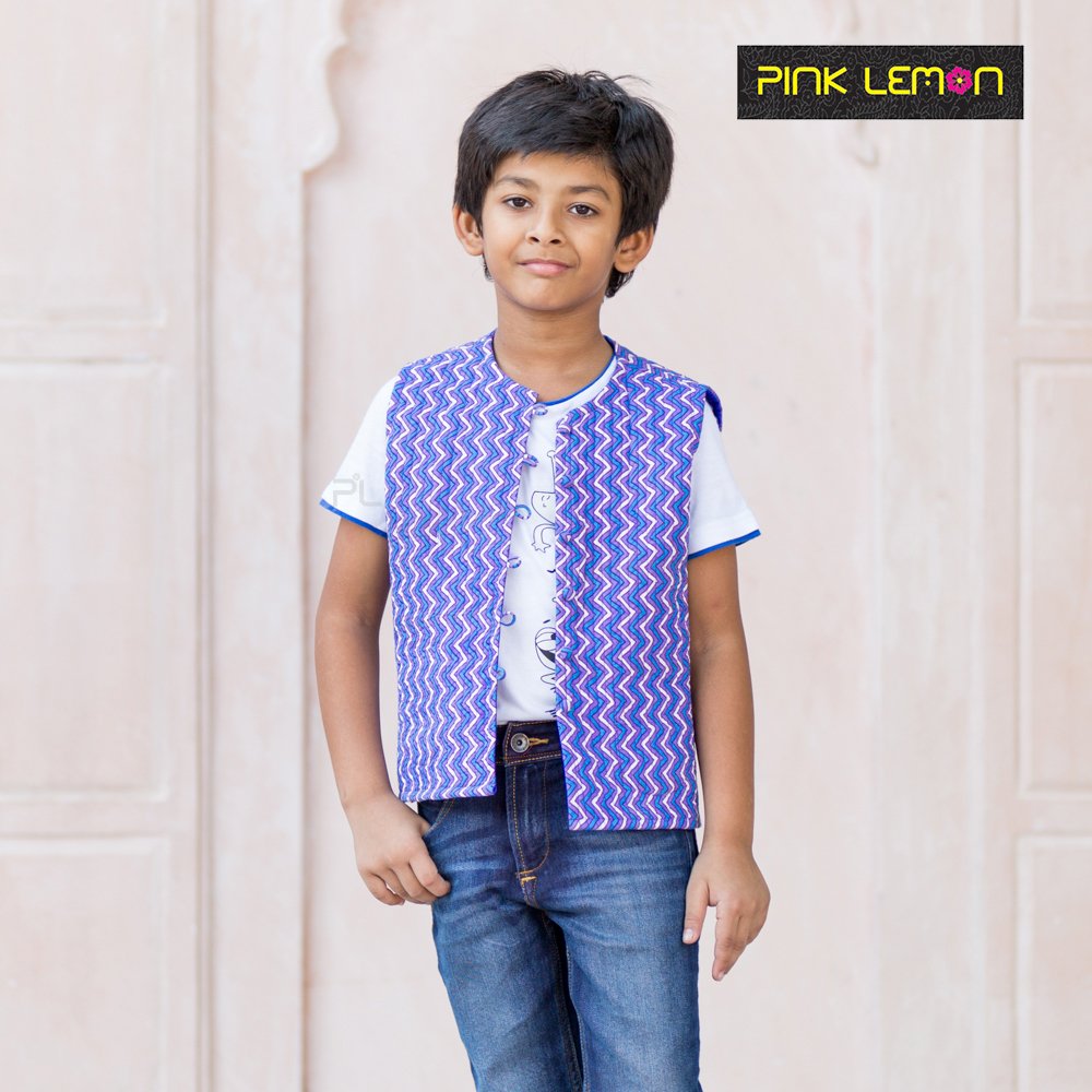 PinkLemonJaipur's tweet photo. Reversible #Winterwear for the Little Ones!!
Find - https://t.co/LJUaczHRTX
#PinkLemon #Handcrafted #WinterJackets #KidsWear #winterfashion https://t.co/whbejlr3zI