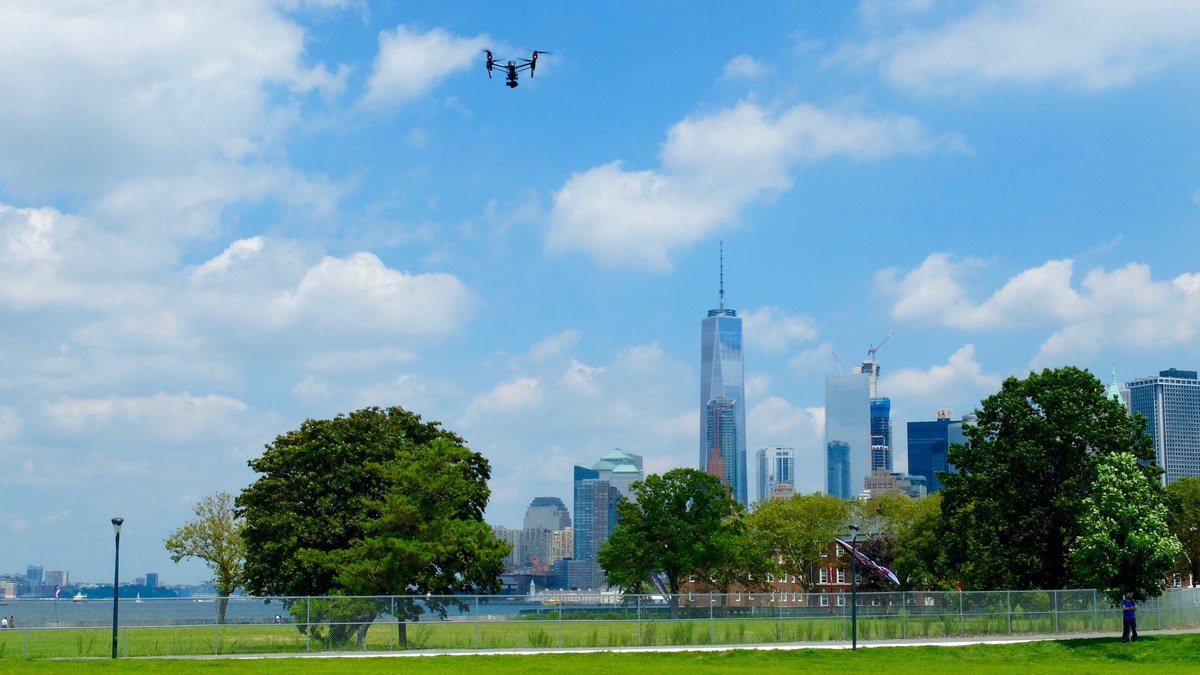 TechOutlet3D's tweet image. The permit test for flying a #drone is a lot more difficult than the average US driving test
bit.ly/2bWTasY