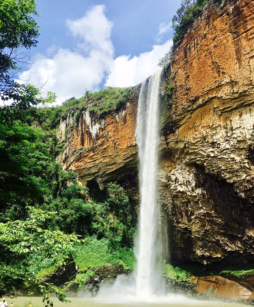 sergiobassotti's tweet photo. Cascata do Chuvisqueiro https://t.co/Wv1PyiZA8Z