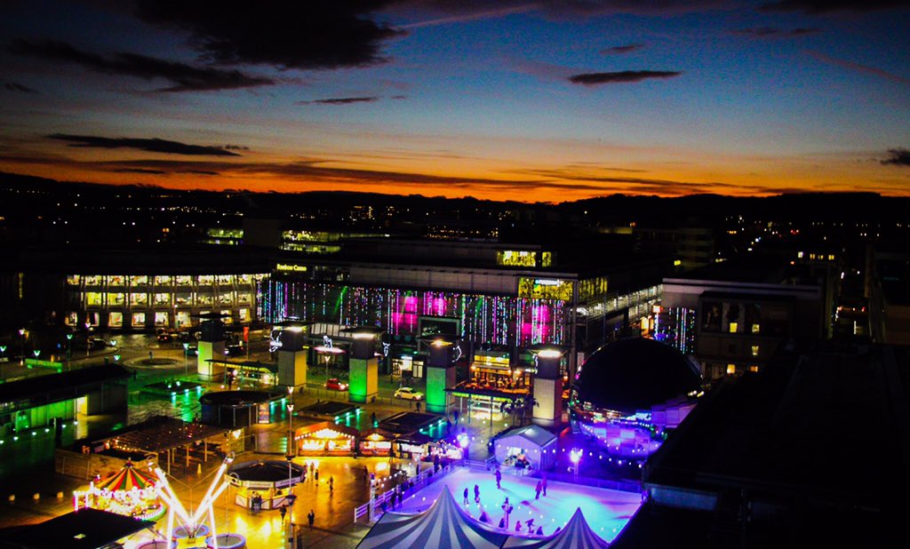 Millennium Square and beyond from on top of the <a href="/SkyViewWheel/">Sky View</a> this evening screaming 'BRIGHT COLOURS' <a href="/AtBristol/">At Bristol</a> #bristol #millenniumsquare