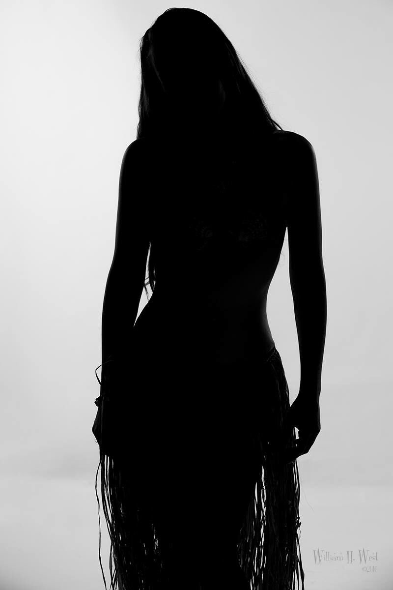 Nanookypoo's tweet photo. Some samples from my photoshoot on 12/30/16!🤗 I'm portraying a shaman🙌🏼💕 photographer: William West #somuchfun https://t.co/q5LENuVwfA