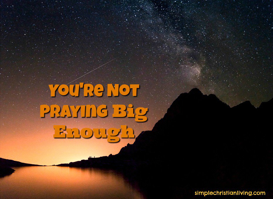 simplexnlife's tweet photo. Start off 2017 BIGGER! https://t.co/dVQfULHnCT #TuesdayMotivation #prayer #newyear #NewYearsResolution https://t.co/ObsJtwc4YV