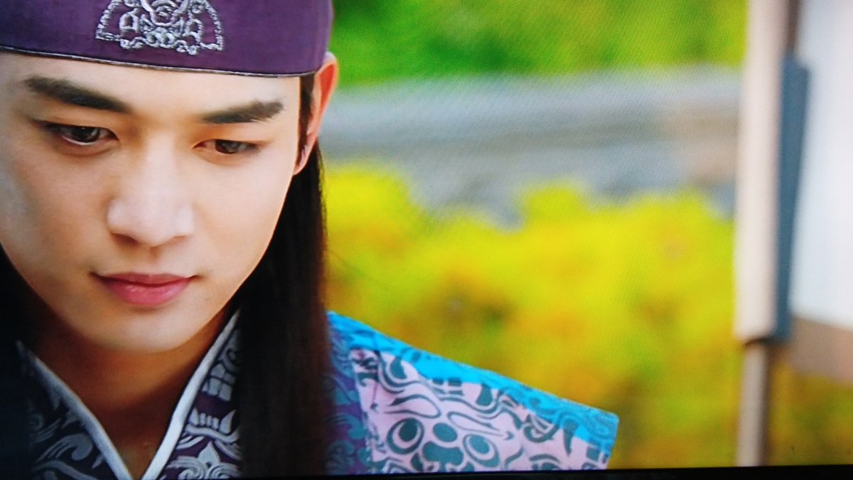 C1QHNUQWEAAddBd.jpg:large