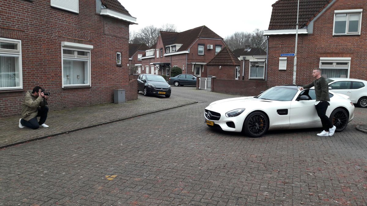 Vincent de Vries tweet media