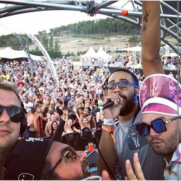 Mathewgoldmusic's tweet photo. We had a good time ! #NYE #live #strangeloving #igers #kinkysummer https://t.co/h1Wu1YAXa6
