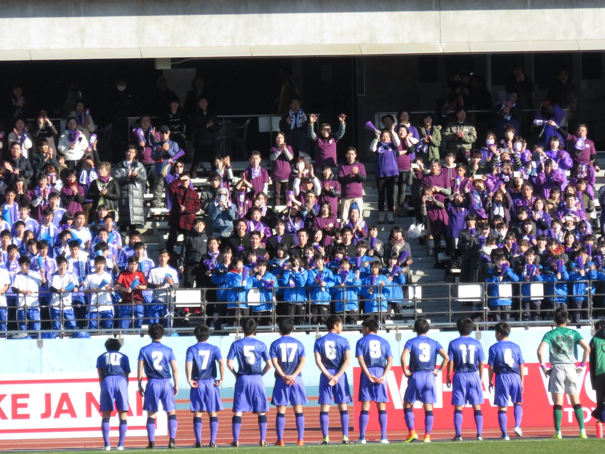 ｙａｍａ Twitterren 第95回全国高校サッカー選手権大会 3回戦 高校サッカー選手権 東海大仰星2ｰ0富山第一 富山第一イレブン 円陣の時 イレブン達の人指し指を天に向かって1ヶ所に集め精神を集中させる カッコいい