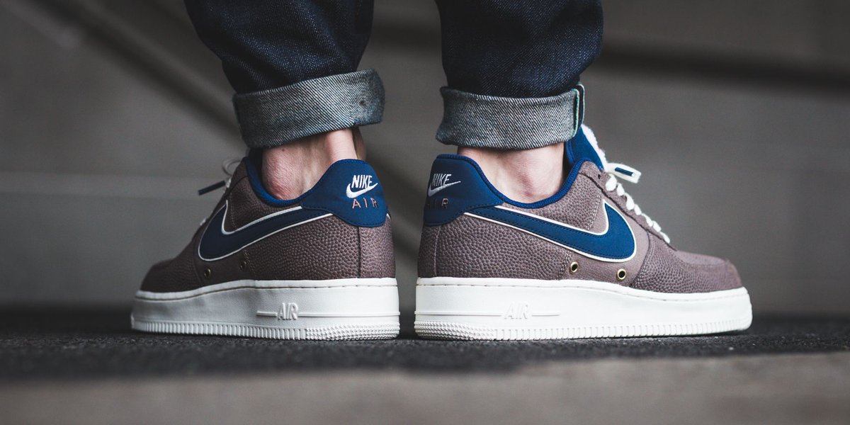 nike air force 1 dark mushroom