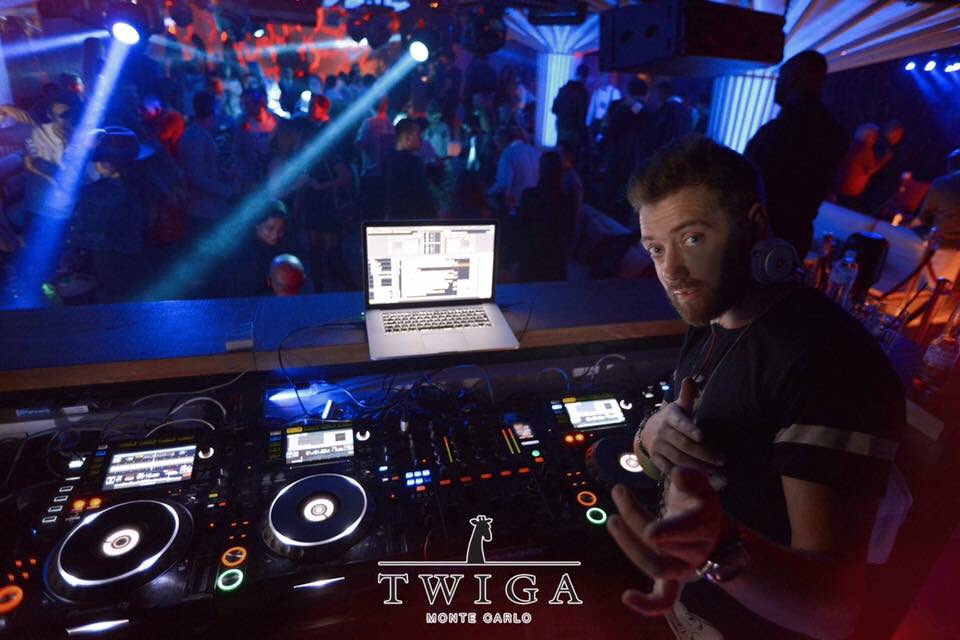Before Dancing with DJ Magnum my life was different. Now I can't stop jumping! Enjoy the Hip-Hop Night at Twiga Monte Carlo FRIDAY, 6th JAN💥