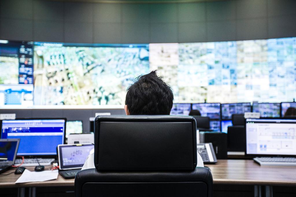 Relevez le challenge de sécuriser votre #réseau de bout en bout. <a href="/Aciernet/">Aciernet</a> cs.co/60198OpML