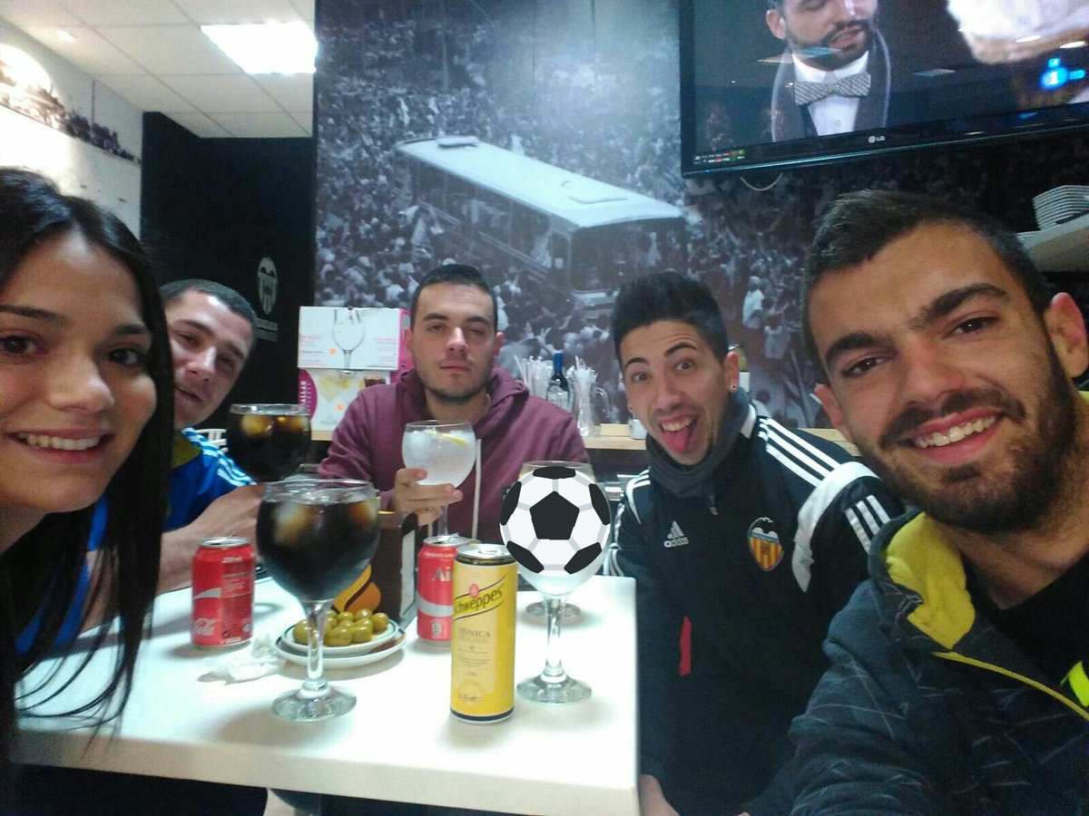 Y en un mundo qué, no quiere ultras, lucharemos más, cantaremos más. #vcf #vcfsomosnosotros #tornem #1919 #LimGoHome #Mestalla