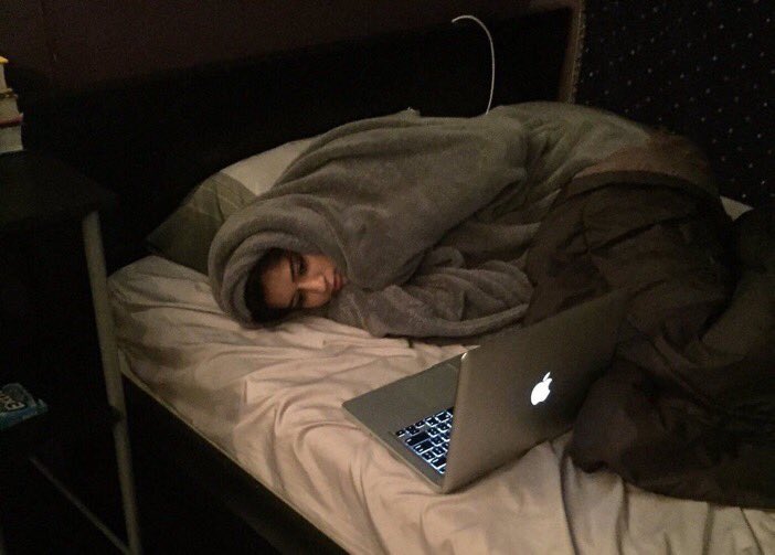 HottieSwan's tweet photo. "I bet you talk to other dudes on the low"                                                                me: https://t.co/pQ0qIzS5V8