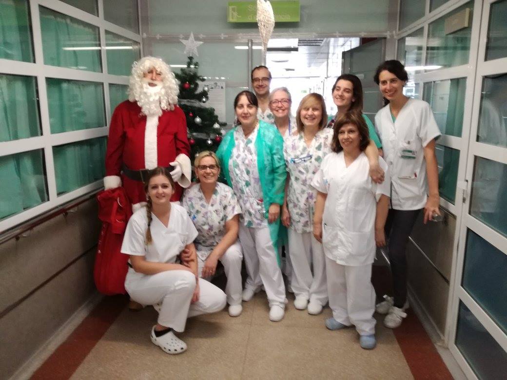 BMW__UNICARS's tweet photo. Avui durant el matí Unicars Ponent concessionari BMW i Mini de Lleida ha visitat les unitats pediàtriques. #Unamicdeilusion https://t.co/XiJYGPYi7x