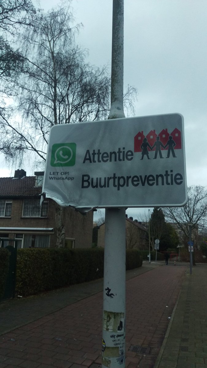 BB_Zalmplaat's tweet photo. Jammer dat dit vernield moest worden door vuurwerk. Was dankzij bewonersinitatief geplaatst. https://t.co/tIGaBsbB1g