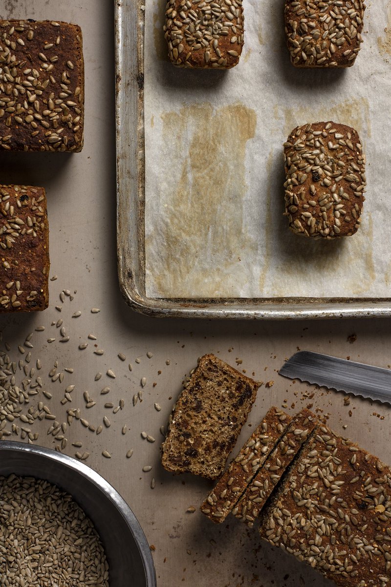 Keeping up with your #2017resolution? Spelt bread with quinoa, sunflower seeds &amp; raisins is healthy, but doesn't taste like it! #bakelocal