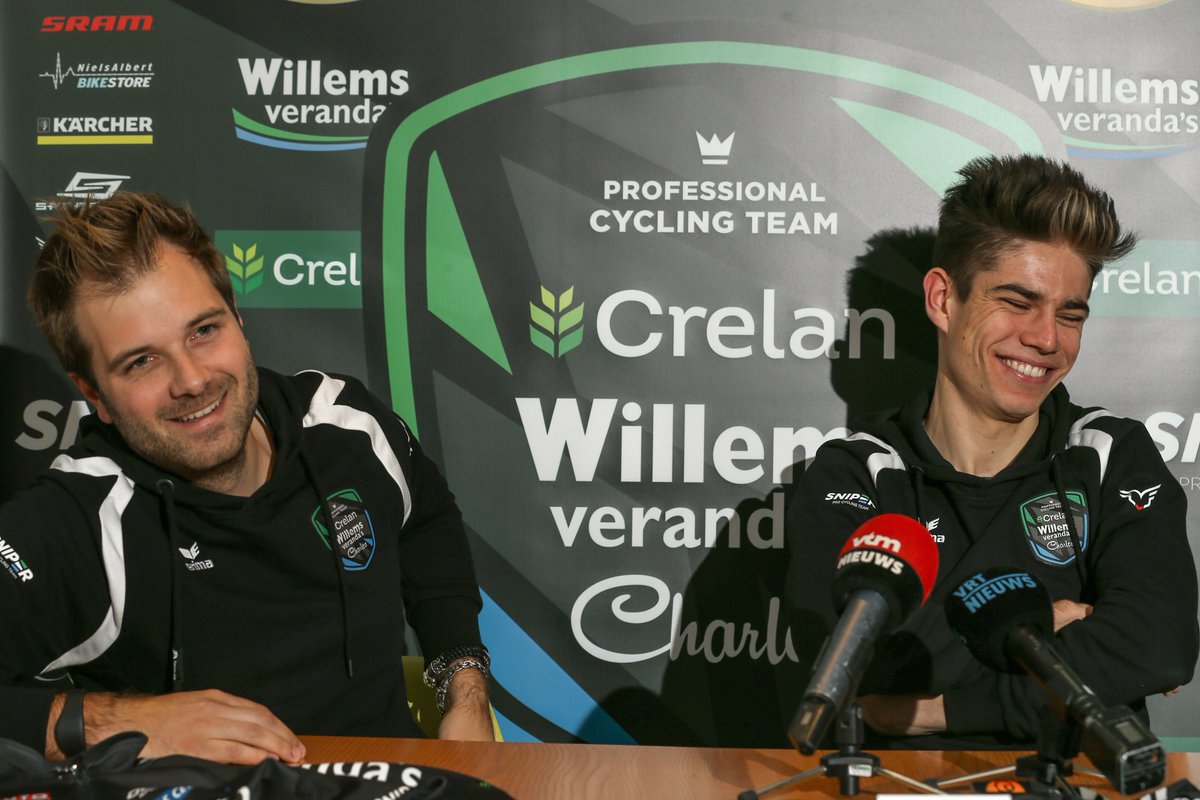 .<a href="/WoutvanAert/">Wout van Aert</a> en <a href="/nielsalbert/">Niels Albert</a> blikken vooruit op het @BKOostende17 #BKOostende #veldrijden #cyclocross photopress.be/index/I0000nUc…