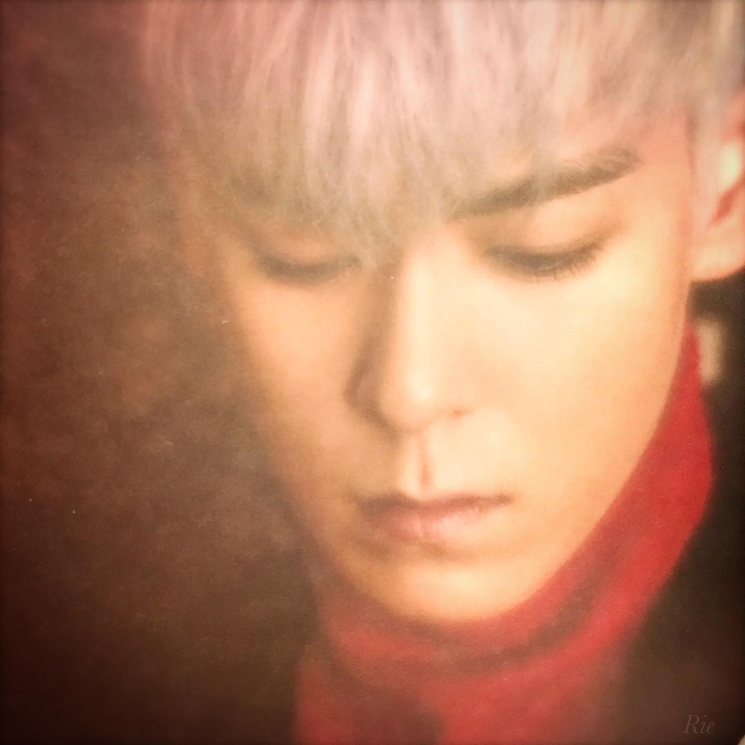 TOPs_Fools's tweet photo. [SCANS] MADE THE FULL ALBUM photobook: T.O.P version 
❤❤❤
© IG 11top4 
#탑의멍청이들 #탑 #최승현 #TOP https://t.co/x2eSDqCBK4