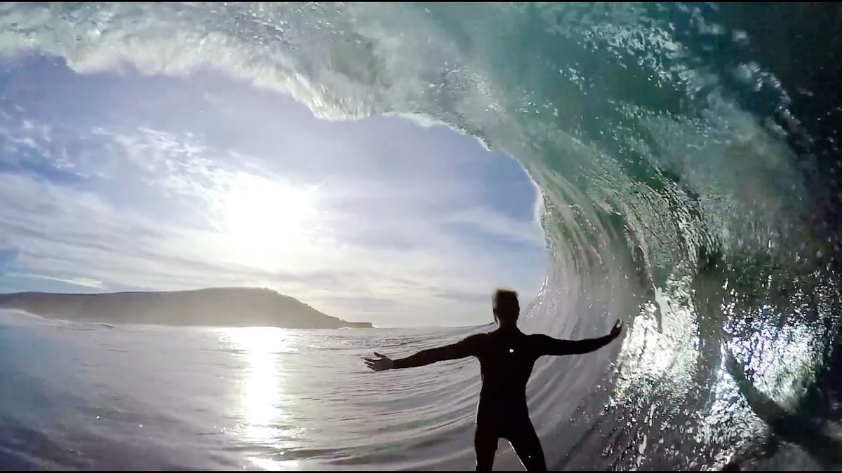 surferrulemag's tweet photo. TOP 10:  OLAS SURFEADAS DEL 2016 - https://t.co/7nhVzp1xiF
Nosotros ya tenemos nuestro favorito entre los diez mini clips ¿cual es el tuyo? https://t.co/iyRi5UWqoD