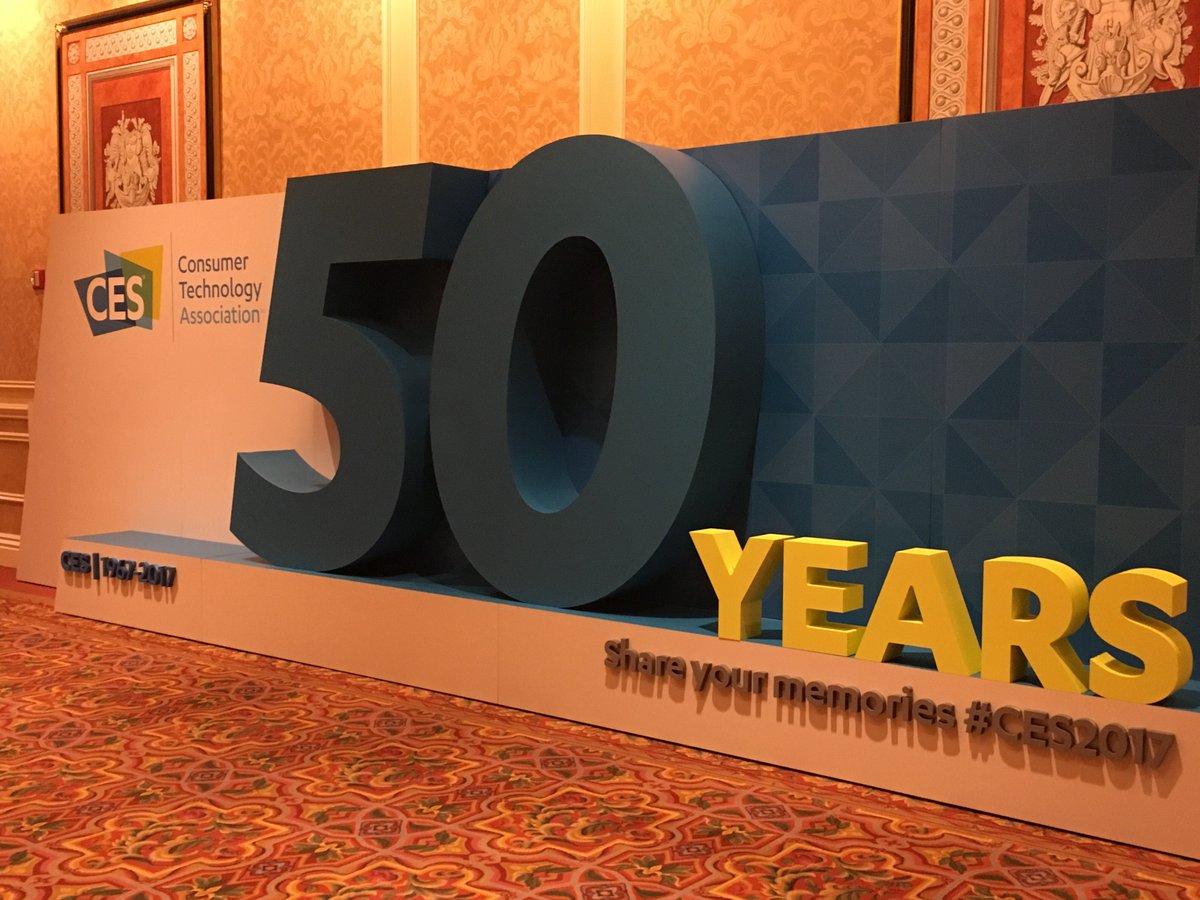 FrenchTechBdx's tweet photo. Let's rock #CES2017 in Vegas 🇺🇸 with amazing entrepreneurs and startups from Bordeaux #FrenchTech https://t.co/Vfa8d2klHw