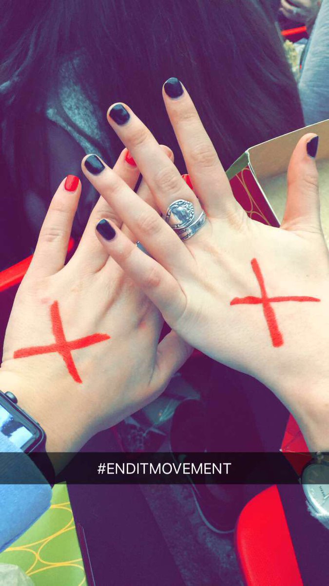 SHolcomb96's tweet image. Shine a light on slavery ❌ #enditmovement #passion2017