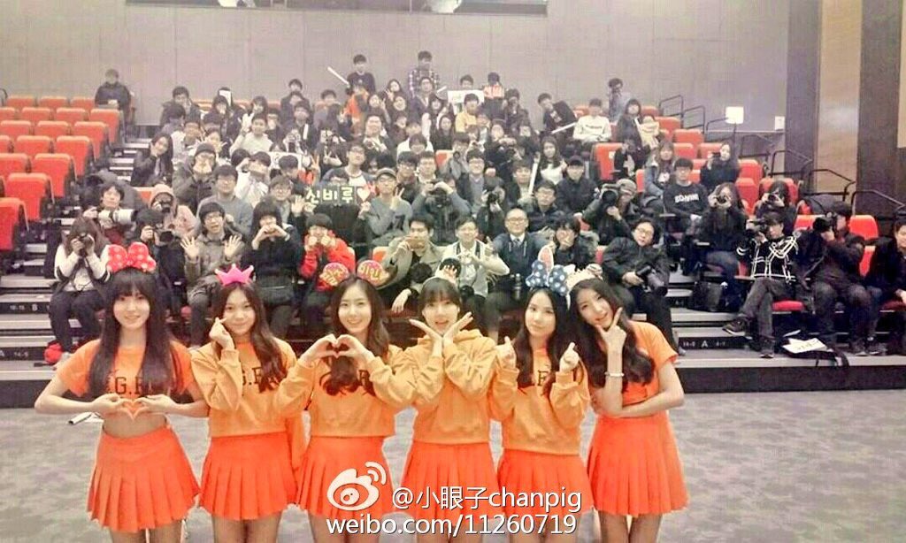 RoyalChingu's tweet photo. Gfriend fandom, buddy will continually grow this 2017. 🙏🏻 https://t.co/bHeqzlniyJ