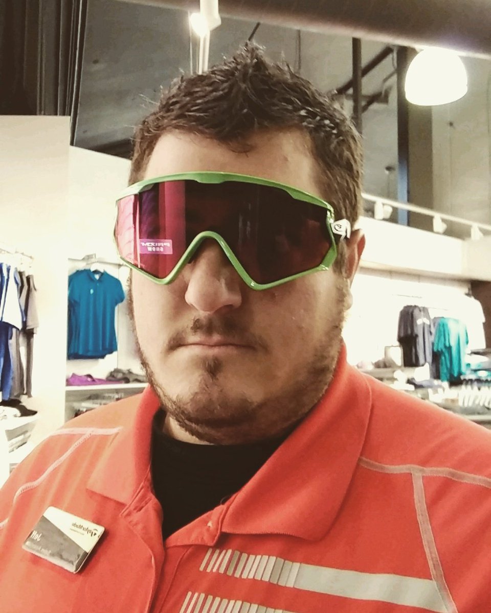 The_Rebel_Ghost's tweet photo. Ready to go hit the slopes. #1985called https://t.co/0iayBTNx41