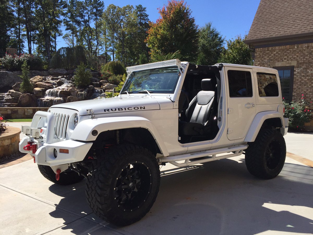 BrielleZolciak's tweet photo. email kim@kimzolciak.com for 2015 my jeep rubicon! https://t.co/JP6dbLPKMI
