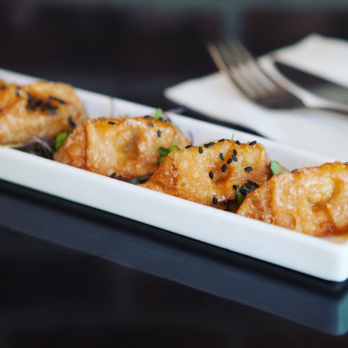 AvaLoungeNYC's tweet photo. Stop in and try one of our appetizers like these yummy Shrimp Potstickers! #heraldsquare #monarchnyc #food #foodlover #shrimp #potsticker https://t.co/SffNynbx2H