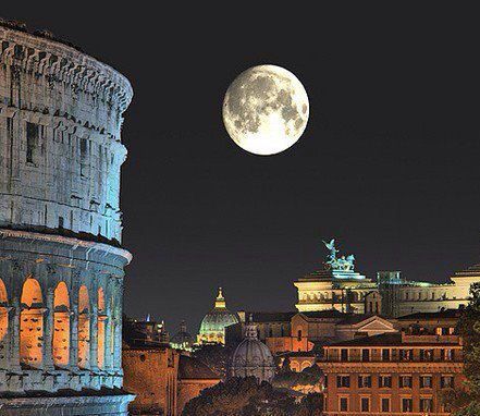 BeautyMoonIight's tweet photo. The man who does not read good books has no advantage over the man who can't read them. - Mark Twain https://t.co/P5Aq0416t4