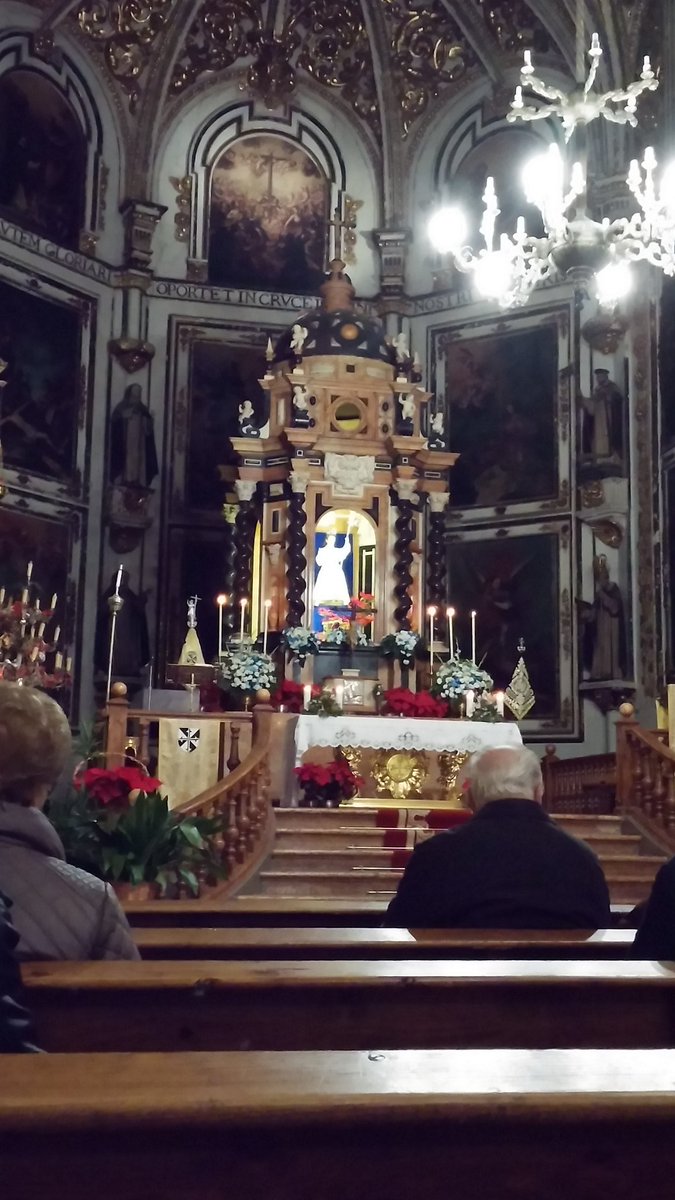 SurrexitGJ's tweet photo. Acompañamos a @HumildadGranada @Humildad_joven en la función principal del Dulce Nombre de Jesús https://t.co/JjDRSnHHOe